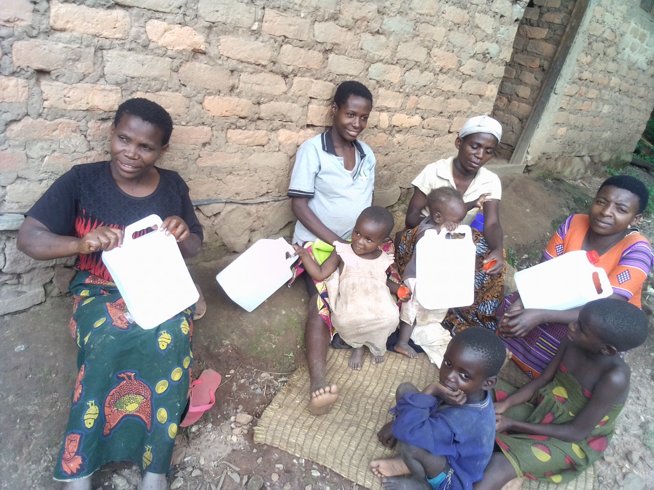 b2ap3_large_Photo-7c-Resident-of-Mukongoro-having-received-hand-washing-facilities