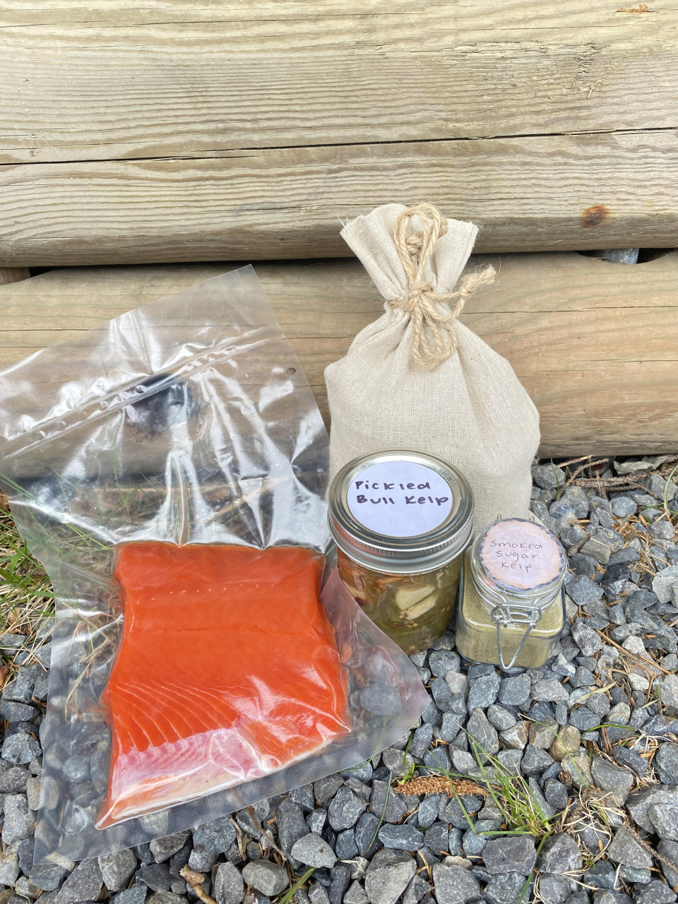 b2ap3_large_kelp-salmon